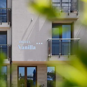Vanilla, - Free Parking Hotel