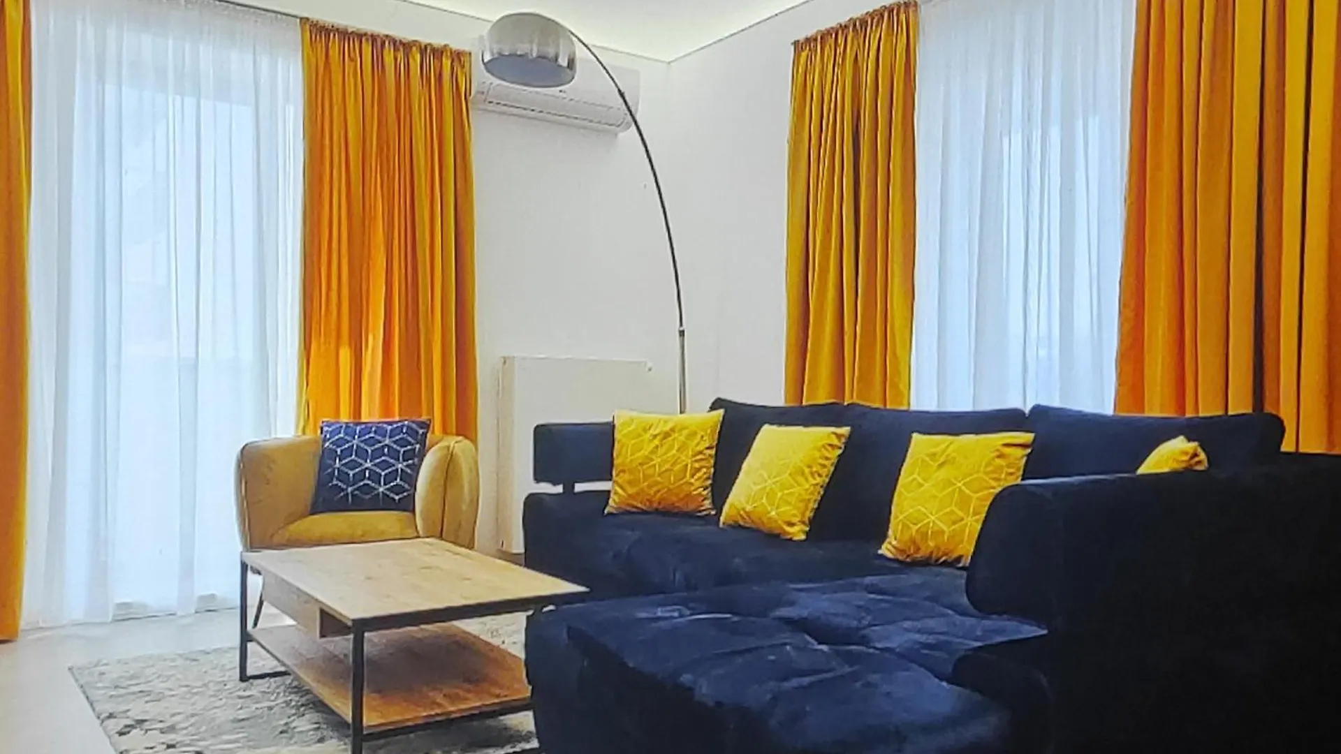 Lazuly 2 Bdr Luxury Apartment Varna